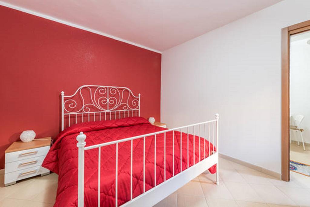 Al Cortile Apartment Бари Екстериор снимка